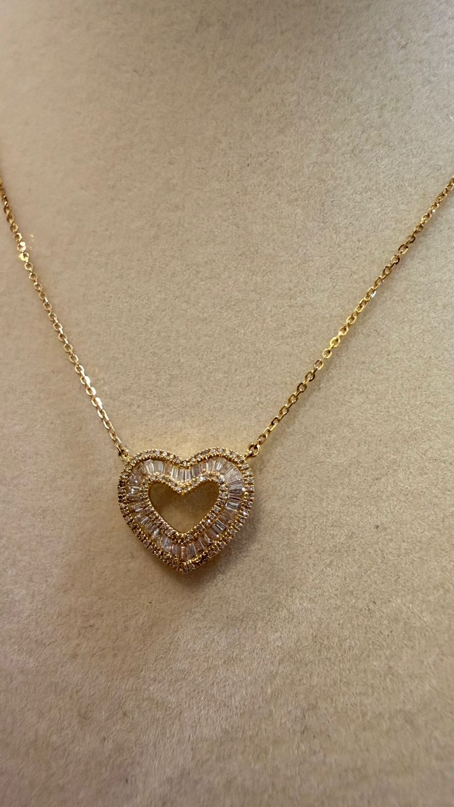 CADENA DIAMANTE CORAZ BAGUETTE 18K
